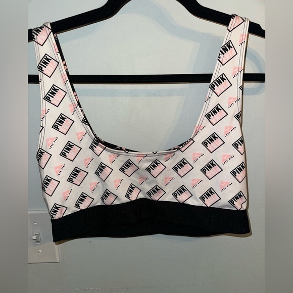 VS Pink Sports Bra NWOT - Picture 2 of 3